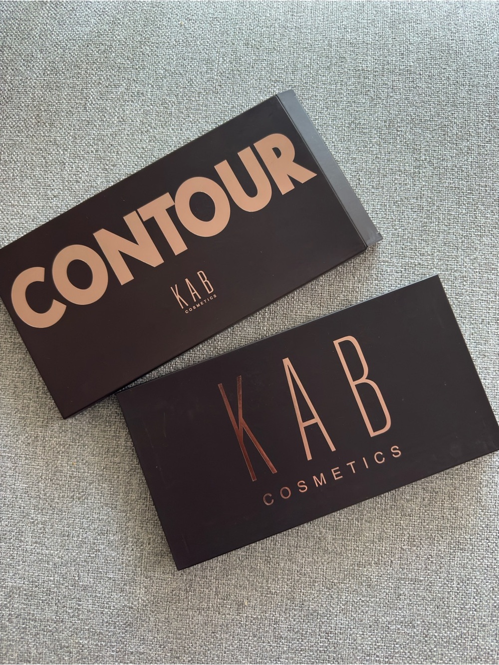 NEW- KAB Contour Palette - Bronze/Tan Contour